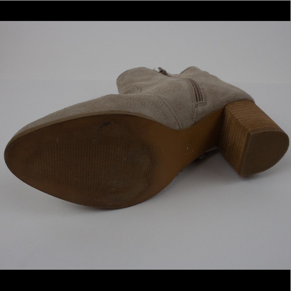 Coconuts by Matisse Cream Ankle Booties - Picture 4 of 6